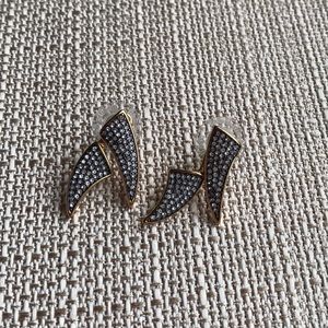 Stella & Dot illusion earring crystal daggers